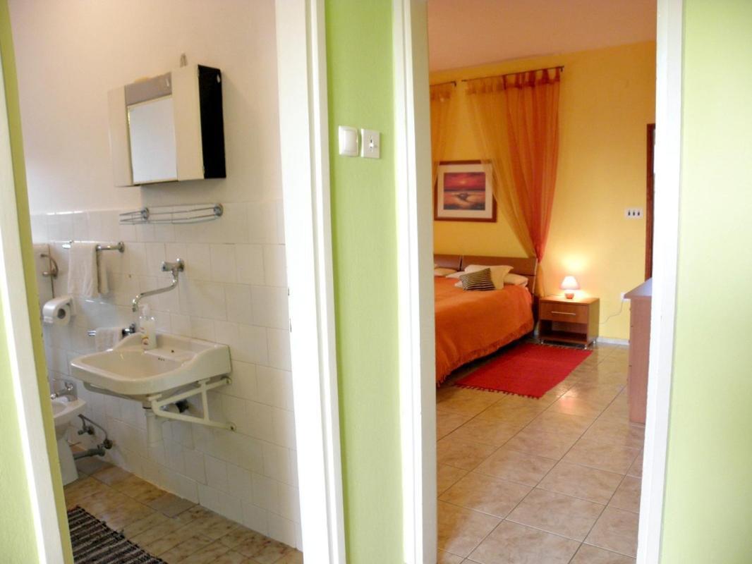 זאדאר Apartments Gorda - 50M From Beach מראה חיצוני תמונה